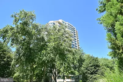 5610 Wisconsin Avenue #903, Chevy Chase, MD 20815 - Photo 8