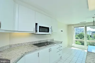 5610 Wisconsin Avenue #903, Chevy Chase, MD 20815 - Photo 24