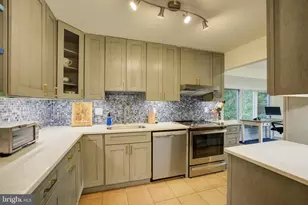 7314 Delfield St, Chevy Chase, MD 20815 - Photo 6