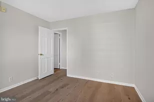 4601 Park Ave N, Chevy Chase, MD 20815 - Photo 12