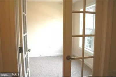 688 Pullman Place, Gaithersburg, MD 20877 - Photo 2