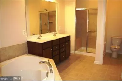 688 Pullman Place, Gaithersburg, MD 20877 - Photo 12