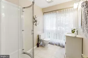 8566 Brickyard Rd, Potomac, MD 20854 - Photo 22