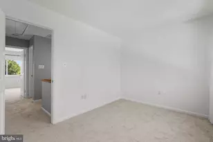 18249 Leman Lake Dr, Olney, MD 20832 - Photo 22