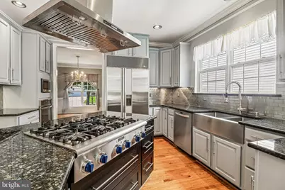 18428 Crownsgate Circle, Germantown, MD 20874 - Photo 22