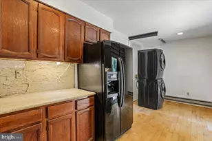 2303 Newton Dr, Rockville, MD 20850 - Photo 8