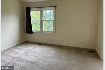 8630 Delcris Drive, Montgomery Village, MD 20886 - Photo 12