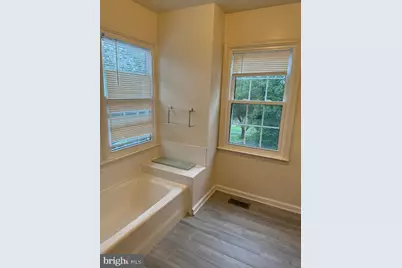 8630 Delcris Drive, Montgomery Village, MD 20886 - Photo 8