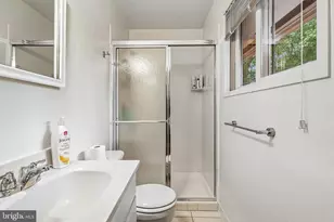 8901 Charred Oak Dr, Bethesda, MD 20817 - Photo 24