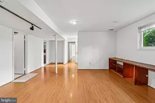 8901 Charred Oak Dr, Bethesda, MD 20817 - Photo 38