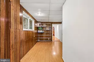 8901 Charred Oak Dr, Bethesda, MD 20817 - Photo 42