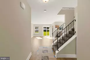 12106 Songbird Ln, Germantown, MD 20876 - Photo 8