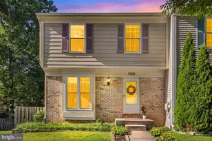 13118 Pickering Dr, Germantown, MD 20874 - Photo 2