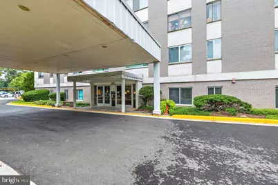 8315 N Brook Lane #2-1004, Bethesda, MD 20814 - Photo 2
