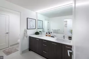 4710 Elm St, Bethesda, MD 20814 - Photo 18