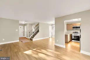 12104 Songbird Ln, Germantown, MD 20876 - Photo 16