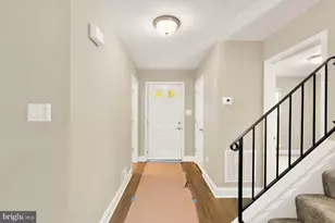 12104 Songbird Ln, Germantown, MD 20876 - Photo 6