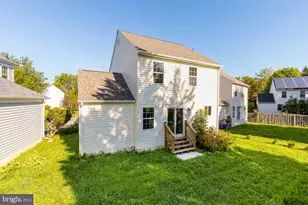 12104 Songbird Ln, Germantown, MD 20876 - Photo 4