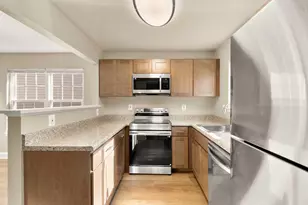 12104 Songbird Ln, Germantown, MD 20876 - Photo 14