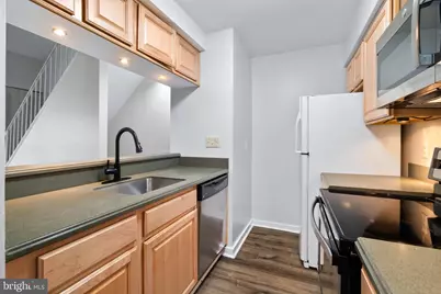 9934 Hellingly Place #142, Gaithersburg, MD 20886 - Photo 8