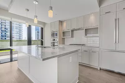 4960 Fairmont Avenue #603, Bethesda, MD 20814 - Photo 2