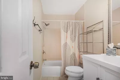 864 College Parkway #201, Rockville, MD 20850 - Photo 14