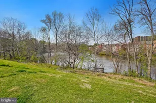 7425 Democracy Blvd, Bethesda, MD 20817 - Photo 38