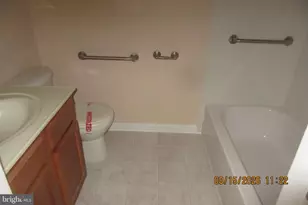 301 Palmspring Dr, Gaithersburg, MD 20878 - Photo 4