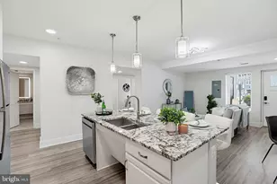19510 Village Walk Dr, Montgomery Village, MD 20886 - Photo 10