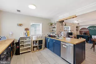 11317 College View Dr, Silver Spring, MD 20902 - Photo 8