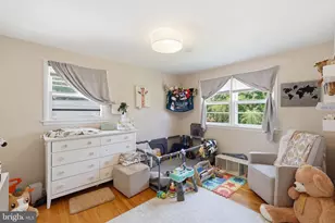 11317 College View Dr, Silver Spring, MD 20902 - Photo 18