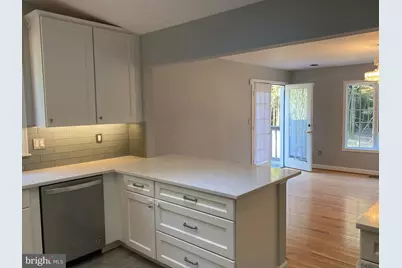 9917 Betteker Lane, Potomac, MD 20854 - Photo 10
