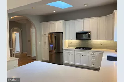 9917 Betteker Lane, Potomac, MD 20854 - Photo 4