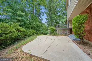 9202 Wilmett Ct, Bethesda, MD 20817 - Photo 44