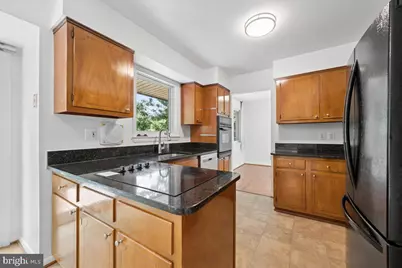 9202 Wilmett Court, Bethesda, MD 20817 - Photo 16
