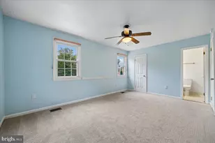 19 Red Kiln Ct, Gaithersburg, MD 20878 - Photo 14