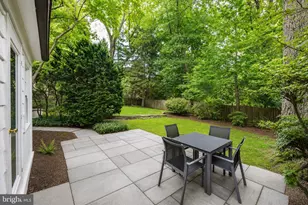 5106 Duvall Dr, Bethesda, MD 20816 - Photo 20