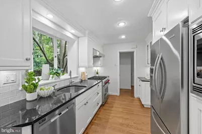 5106 Duvall Drive, Bethesda, MD 20816 - Photo 6
