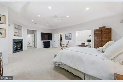 11640 Piney Spring Lane, Potomac, MD 20854 - Photo 18