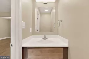 20252 Red Buckeye Ct, Germantown, MD 20876 - Photo 24
