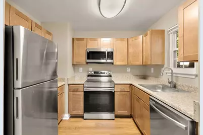 20252 Red Buckeye Court, Germantown, MD 20876 - Photo 8