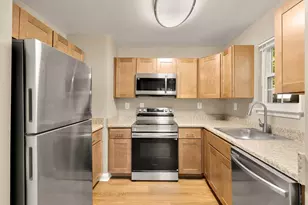 20252 Red Buckeye Ct, Germantown, MD 20876 - Photo 8