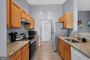 10100 Ridge Manor Terrace, Damascus, MD 20872 - Photo 2