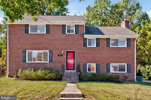 10004 Belhaven Rd, Bethesda, MD 20817 - Photo 1