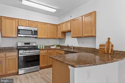 7915 Eastern Avenue #1011, Silver Spring, MD 20910 - Photo 8
