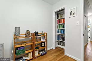 9882 Hollow Glen Pl, Silver Spring, MD 20910 - Photo 18