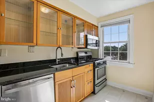 2406 Colston Dr, Silver Spring, MD 20910 - Photo 8