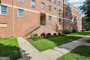 2406 Colston Dr, Silver Spring, MD 20910 - Photo 32