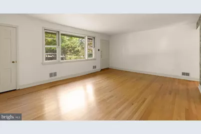 5611 Belmont Avenue, Chevy Chase, MD 20815 - Photo 8