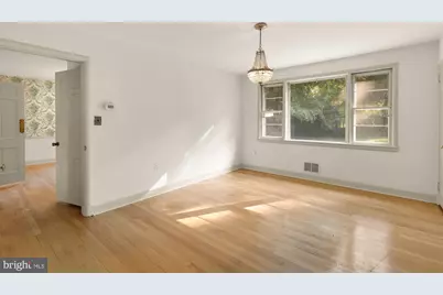 5611 Belmont Avenue, Chevy Chase, MD 20815 - Photo 10